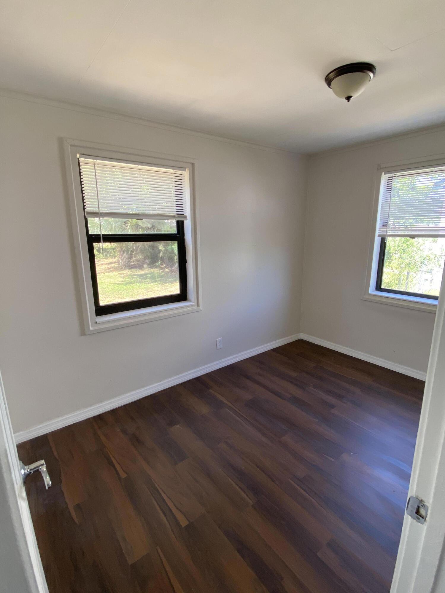 816 West 4th Street Riviera Beach, FL 33404 - Photo 6 of 10 6