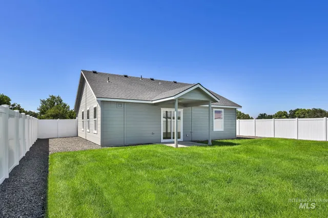 $328,000 | 1162 Velvet Loop, Wilder, ID 83676
