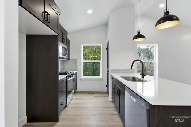 $328,000 | 1162 Velvet Loop, Wilder, ID 83676