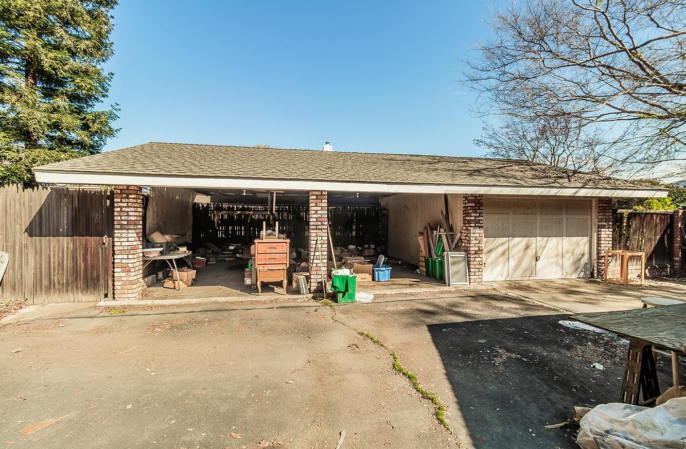 2501 Ashcroft Avenue Clovis, CA 93611 - Photo 23 of 24 front view of a house with a outdoor space
