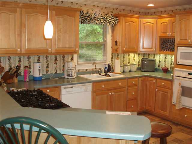 718 Richbourg Road Greenville, SC 29615 - Photo 4 of 23 Gallery Image 4