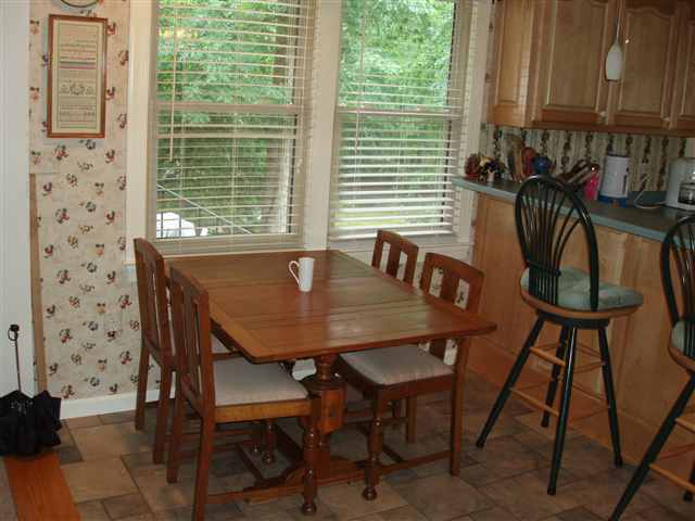 718 Richbourg Road Greenville, SC 29615 - Photo 6 of 23 Gallery Image 6