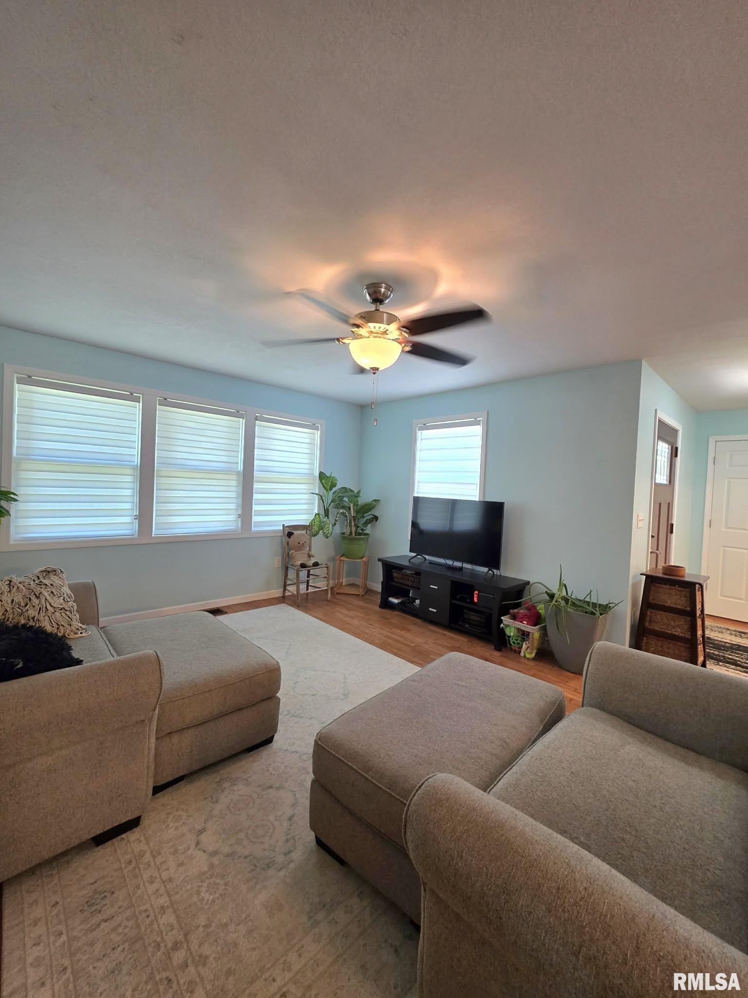 103 West Jefferson Street Camp Point, IL 62320 - Photo 16 of 31