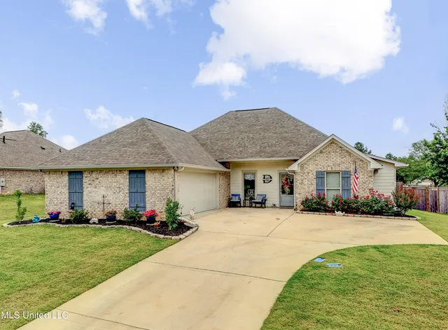$310,000 | 598 Westfield Drive, Pearl, MS 39208