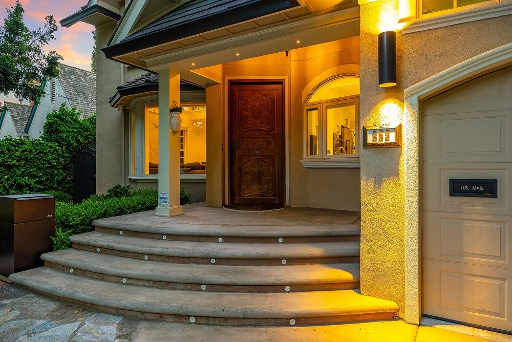853 Riverside Drive San Jose, CA 95125 - Photo 4 of 52