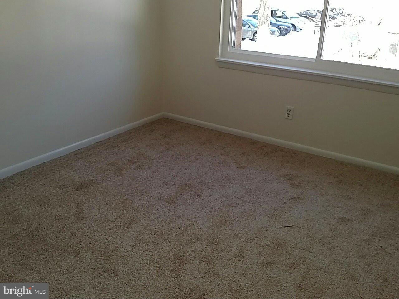 533 Summit Hall Road Gaithersburg, MD 20877 - Photo 8 of 14 Bedroom