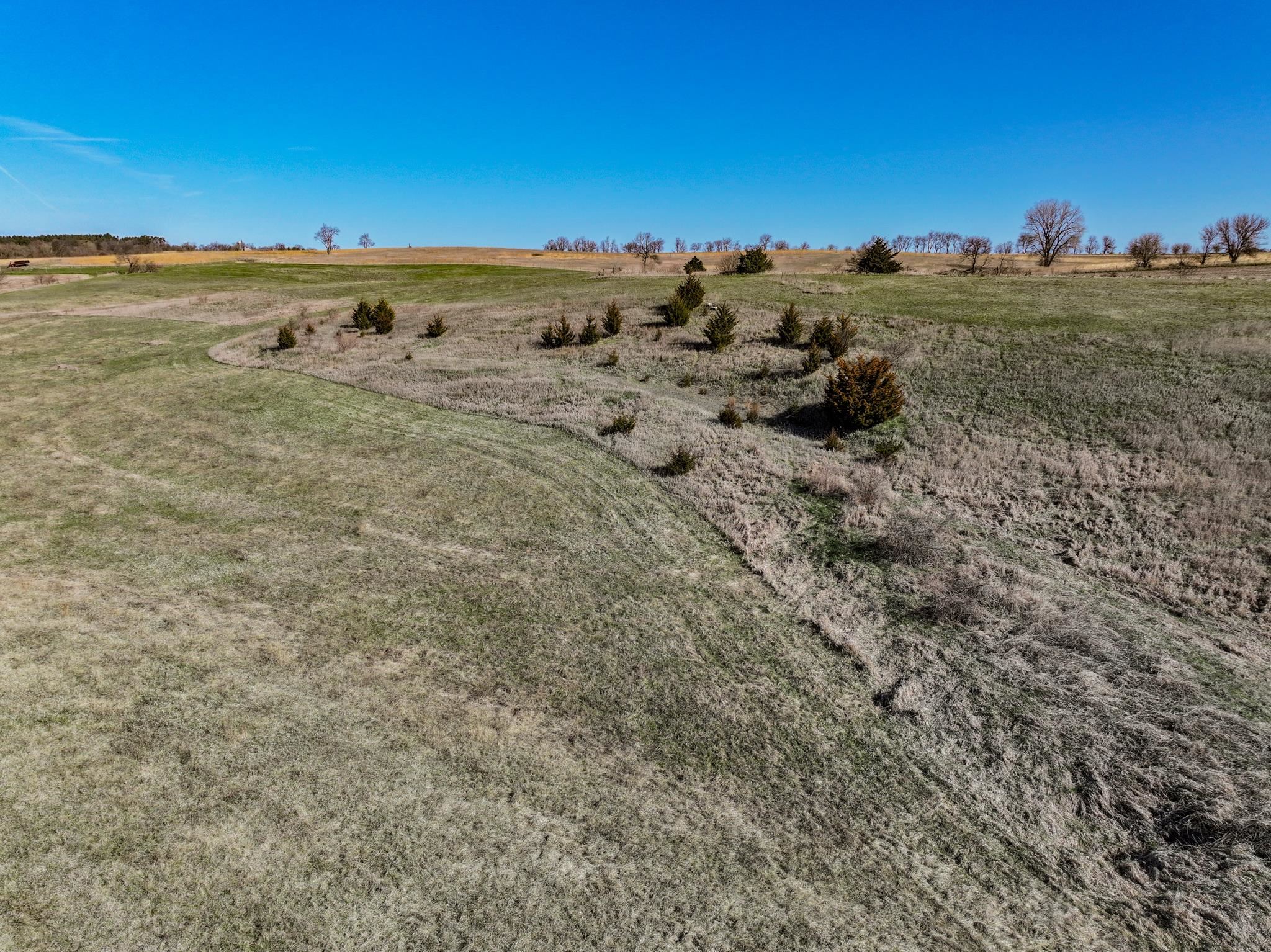 88-xx 88-xx Trask Bridge Road Rockton, IL 61072 - Photo 22 of 39 an aerial view of multiple house