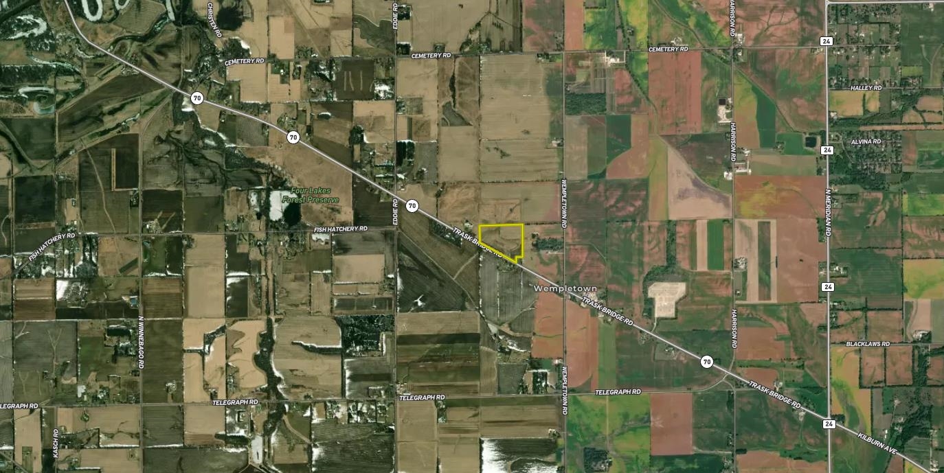 88-xx 88-xx Trask Bridge Road Rockton, IL 61072 - Photo 38 of 39 an aerial view of houses with a street