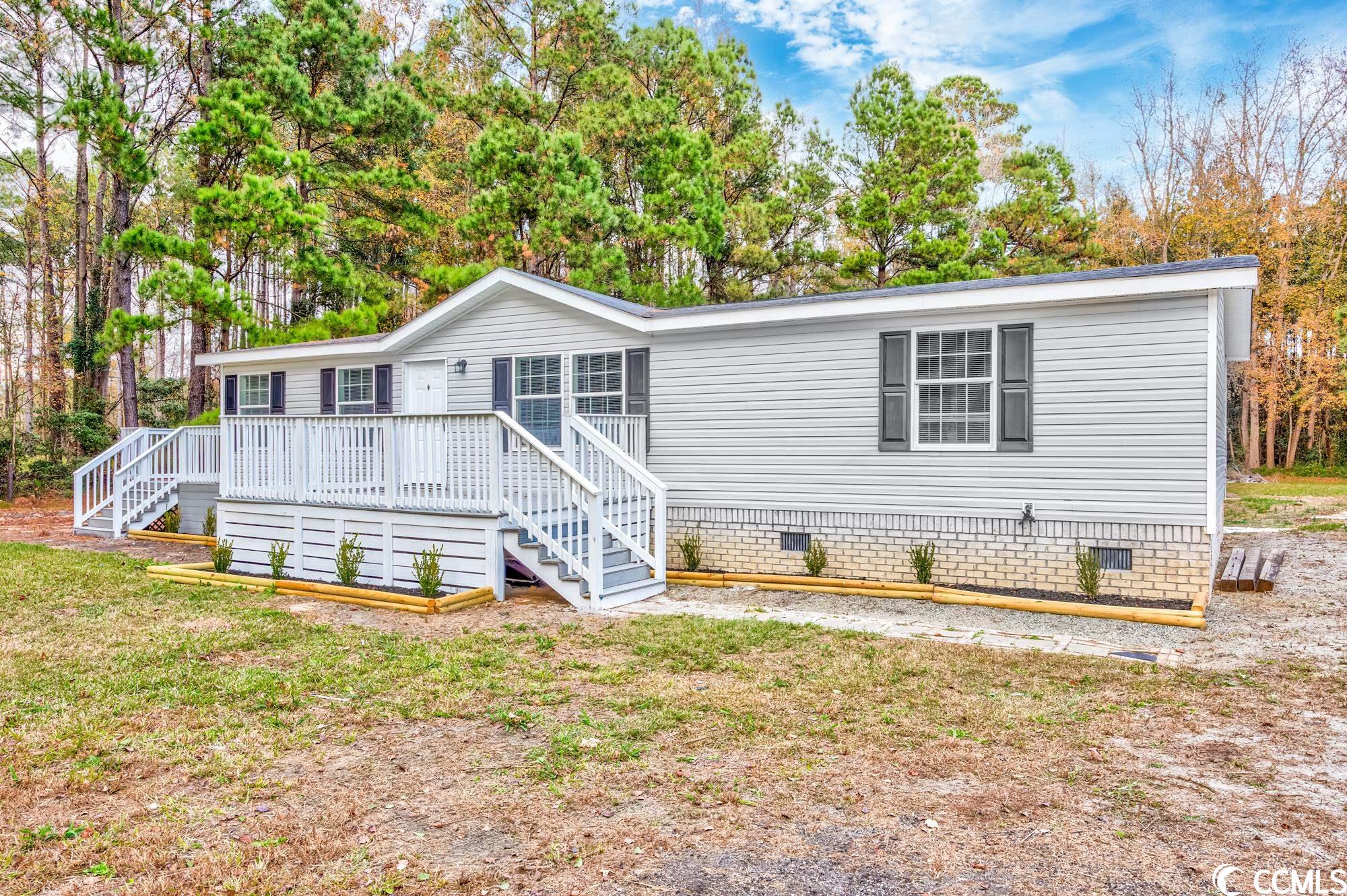 1312 Oscar Road Little River, SC 29566 - Photo 2 of 29 Gallery Image 2