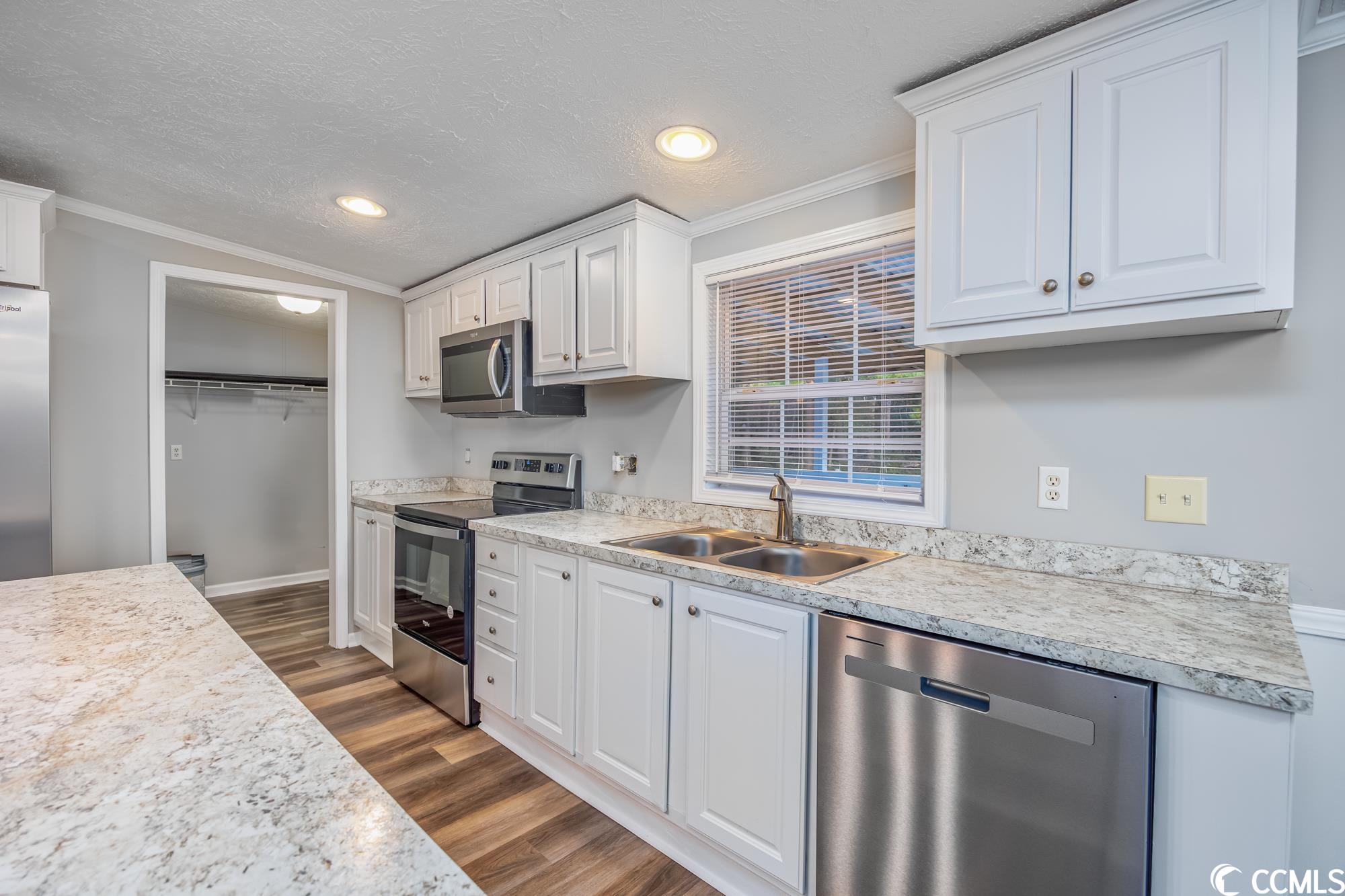 1312 Oscar Road Little River, SC 29566 - Photo 9 of 29 Gallery Image 9