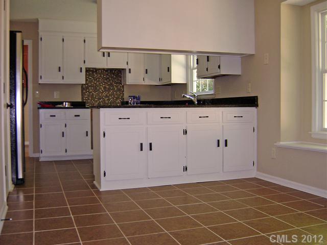 4501 Fair Springs Road Charlotte, NC 28227 - Photo 6 of 10 Gallery Image 6