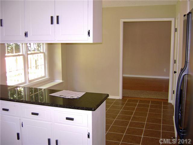 4501 Fair Springs Road Charlotte, NC 28227 - Photo 9 of 10 Gallery Image 9