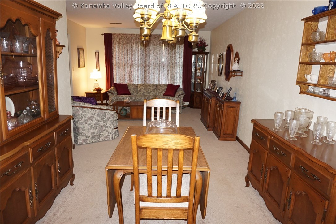 208 Shawnee Estates Winfield, WV 25213 - Photo 5 of 24 Formal Dining Room