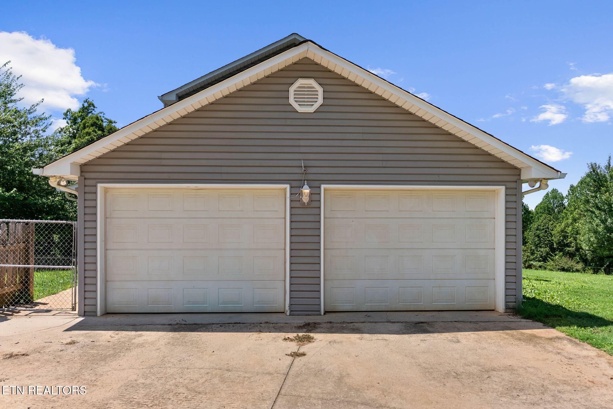 2125 Niles Ferry Road Greenback, TN 37742 - Photo 8 of 60 2125 Niles Ferry Rd-37