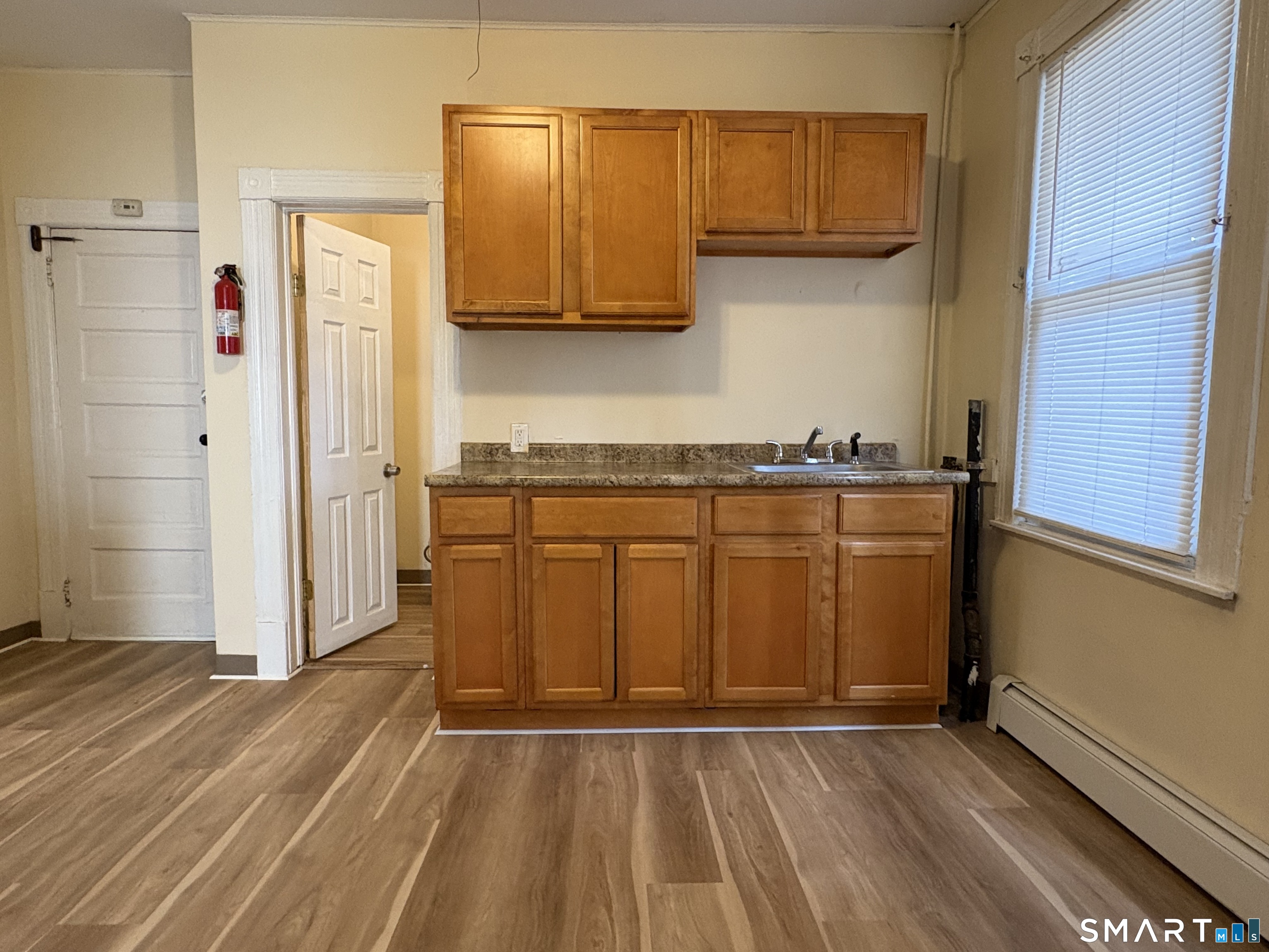 36 Walnut Street, Unit 2 Middletown, CT 06457 - Photo 2 of 15