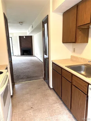 $1,250 | 449 Ponderosa Avenue, Unit A, O'Fallon, IL 62269