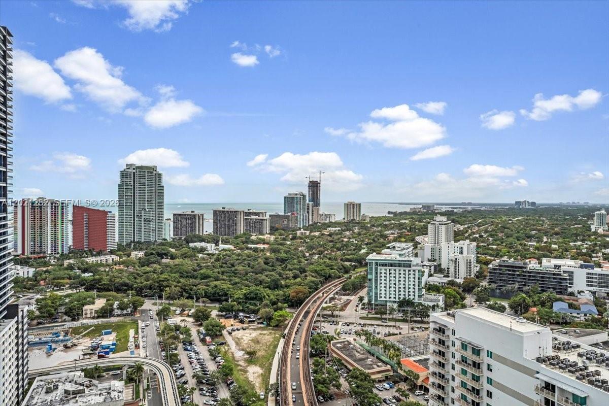 79 Southwest 12th Street, Unit 3401S Miami, FL 33130 - Photo 16 of 25