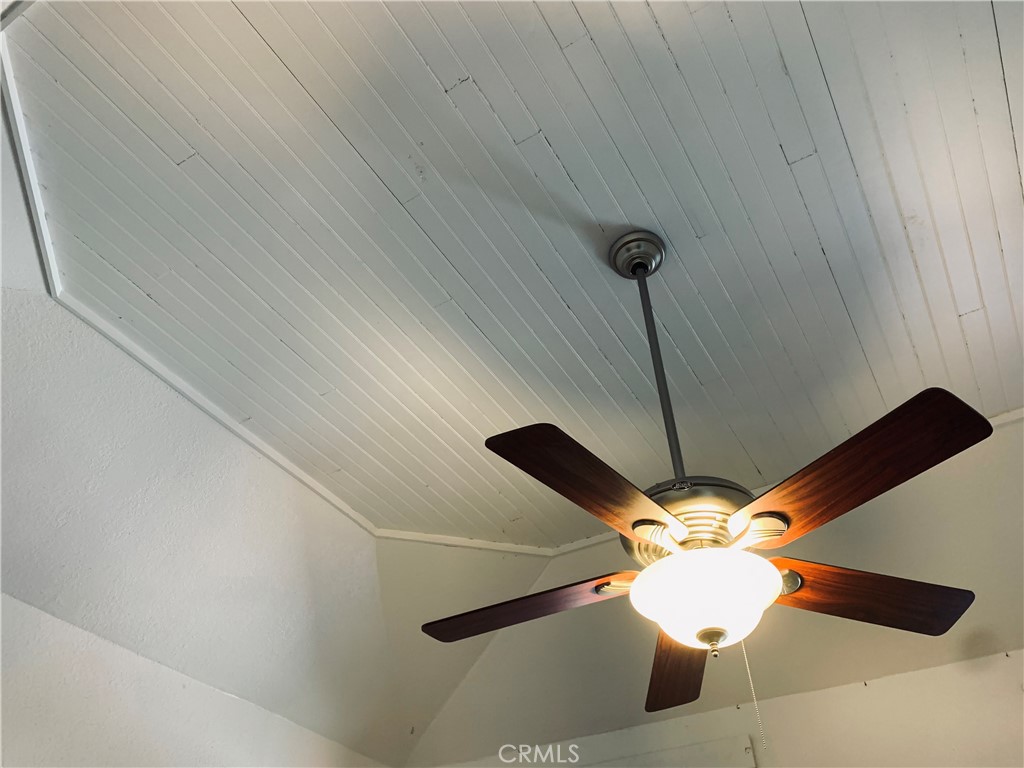 635 Main Street Red Bluff, CA 96080 - Photo 21 of 72 ceiling fans