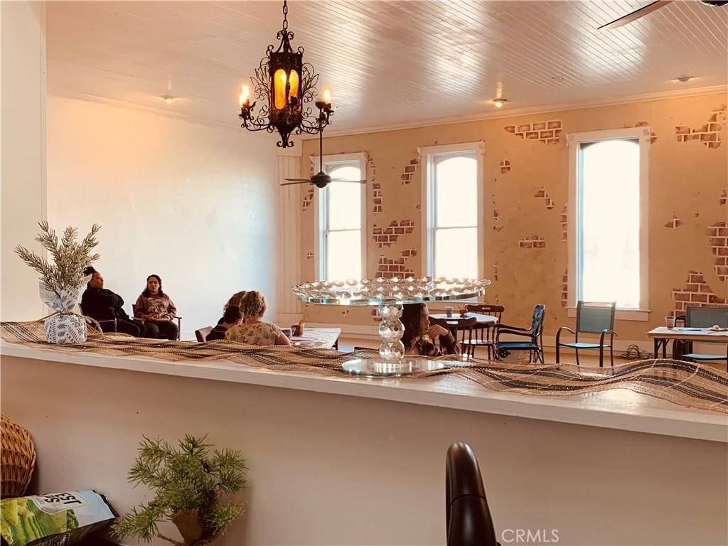 635 Main Street Red Bluff, CA 96080 - Photo 30 of 72 kitchen