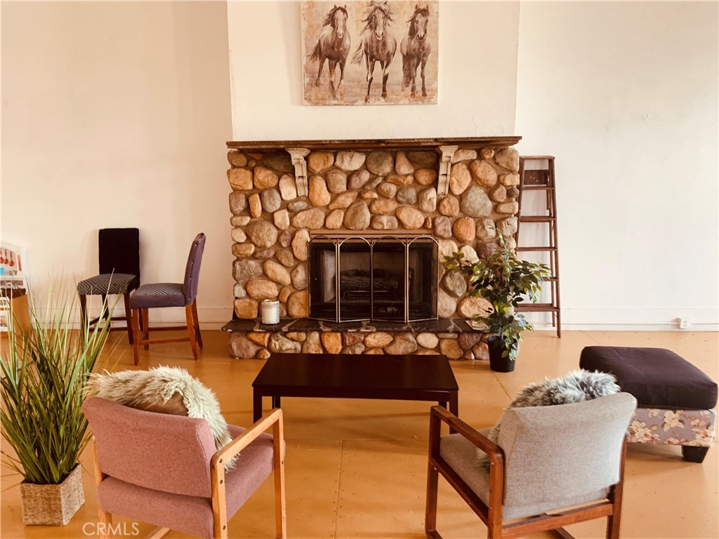 635 Main Street Red Bluff, CA 96080 - Photo 33 of 72 fireplace