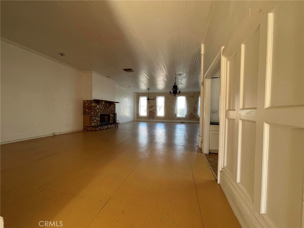 635 Main Street Red Bluff, CA 96080 - Photo 53 of 72 Living Area