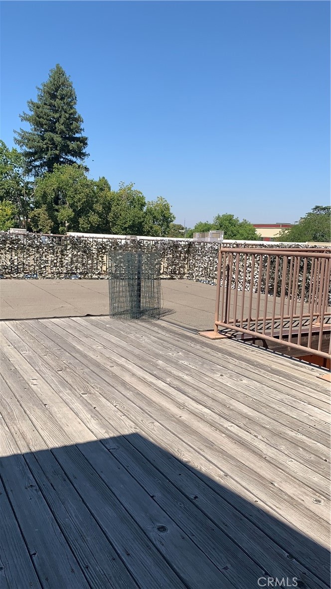 635 Main Street Red Bluff, CA 96080 - Photo 8 of 72 Upstairs deck