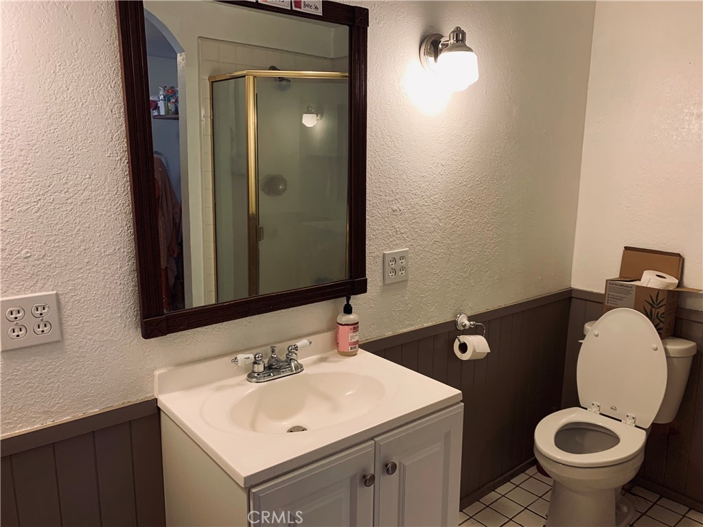 635 Main Street Red Bluff, CA 96080 - Photo 10 of 72 Bathroom 2