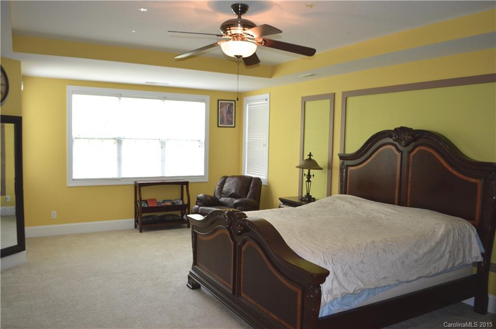 11414 Wheat Ridge Road Charlotte, NC 28277 - Photo 14 of 19 Gallery Image 14