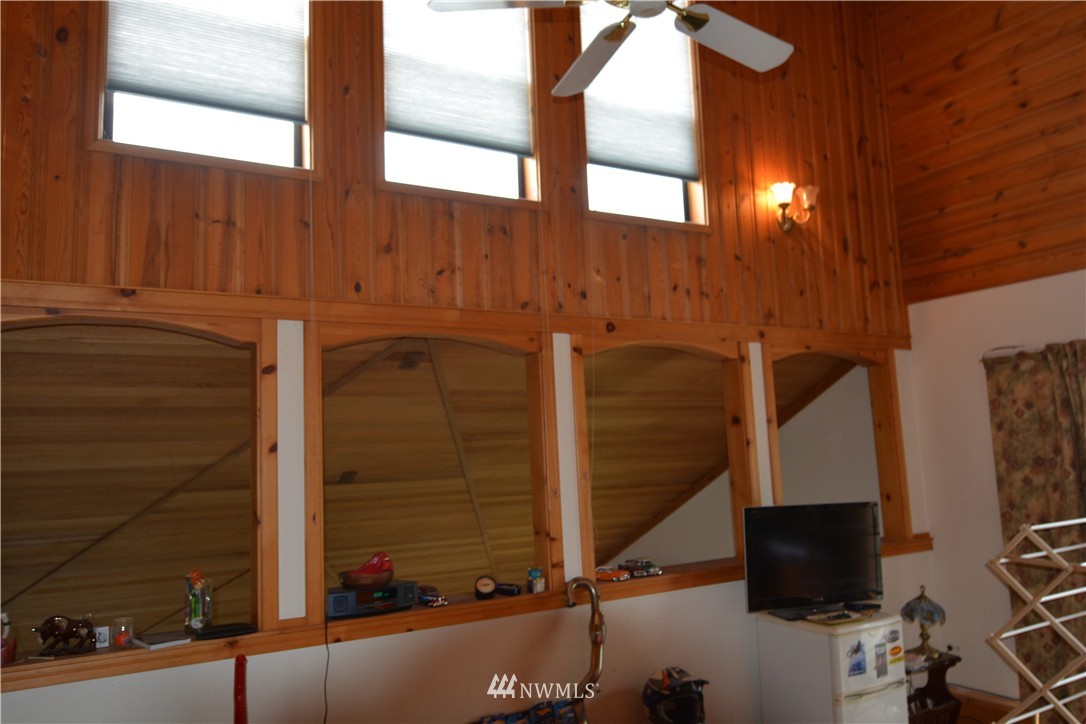 123 Echo Valley Road Chelan, WA 98816 - Photo 11 of 14 Gallery Image 11