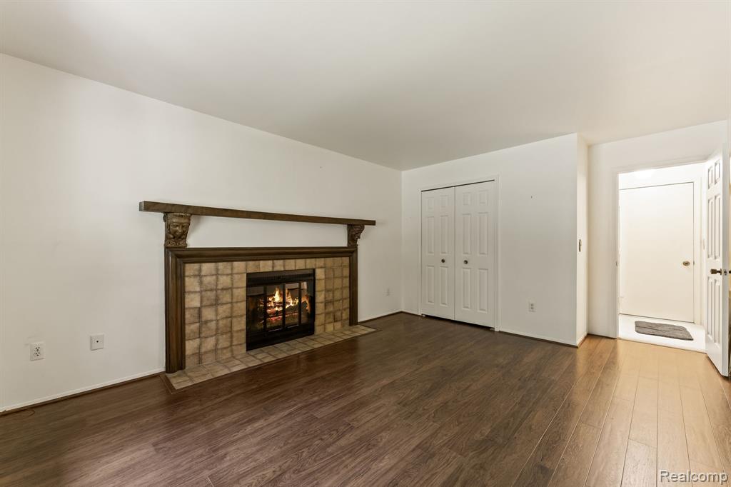 3702 Old Creek Road Troy, MI 48084 - Photo 13 of 37 Gallery Image 13