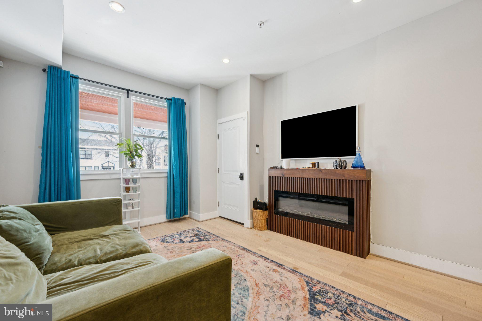 1636 Trinidad Avenue Northeast, Unit 2 Washington, DC 20002 - Photo 4 of 25