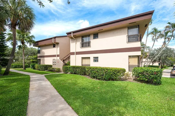 $2,150 | 2676 Carambola Circle North, Unit 1760, Coconut Creek, FL 33066