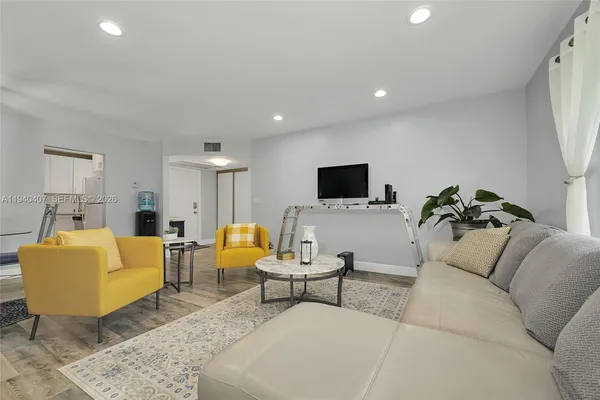 $2,150 | 2676 Carambola Circle North, Unit 1760, Coconut Creek, FL 33066