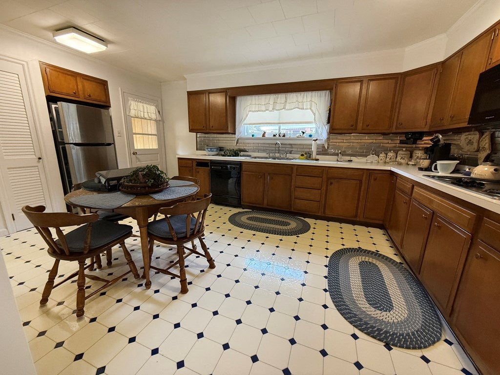 8075 Loop Road Alexandria, PA 16611 - Photo 27 of 55 Gallery Image 27