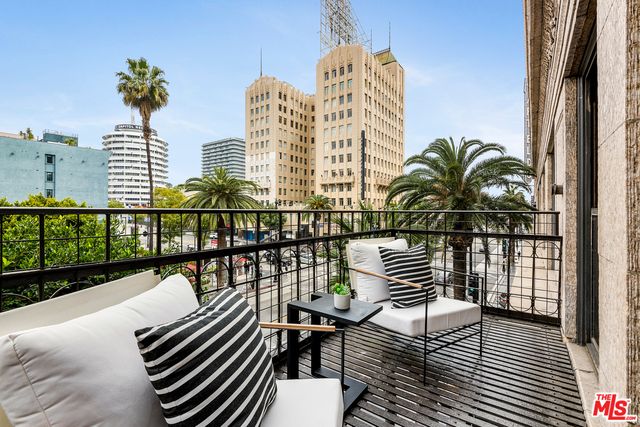 $735,000 | 1645 Vine Street, Unit 308, Los Angeles, CA 90028