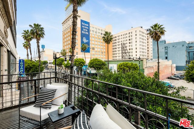 $735,000 | 1645 Vine Street, Unit 308, Los Angeles, CA 90028