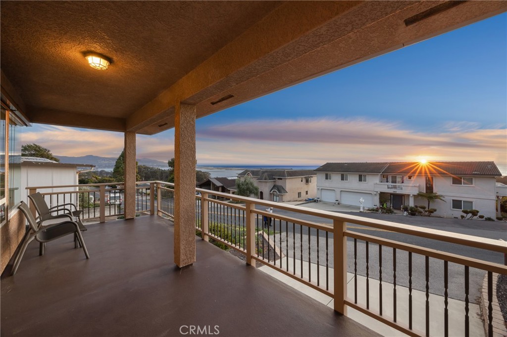 280 Kern Avenue Morro Bay, CA 93442 - Photo 12 of 54 a view of city from balcony