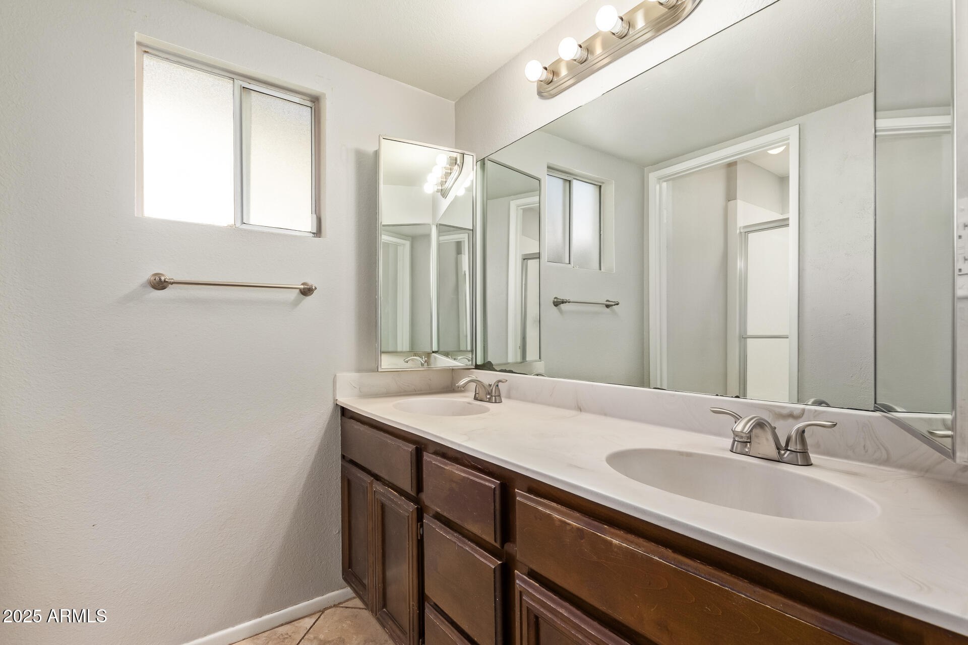 3833 East Wethersfield Road Phoenix, AZ 85032 - Photo 21 of 32 23 - Wethersfield