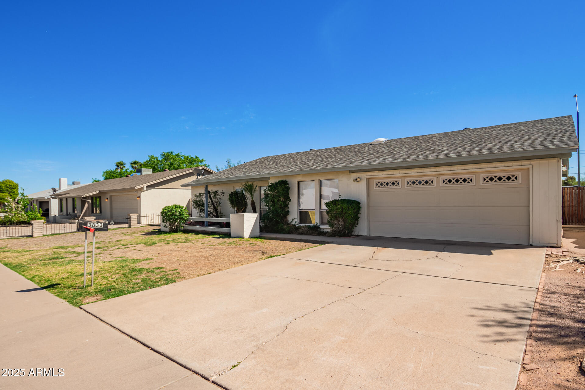 3833 East Wethersfield Road Phoenix, AZ 85032 - Photo 5 of 32 05 - Wethersfield