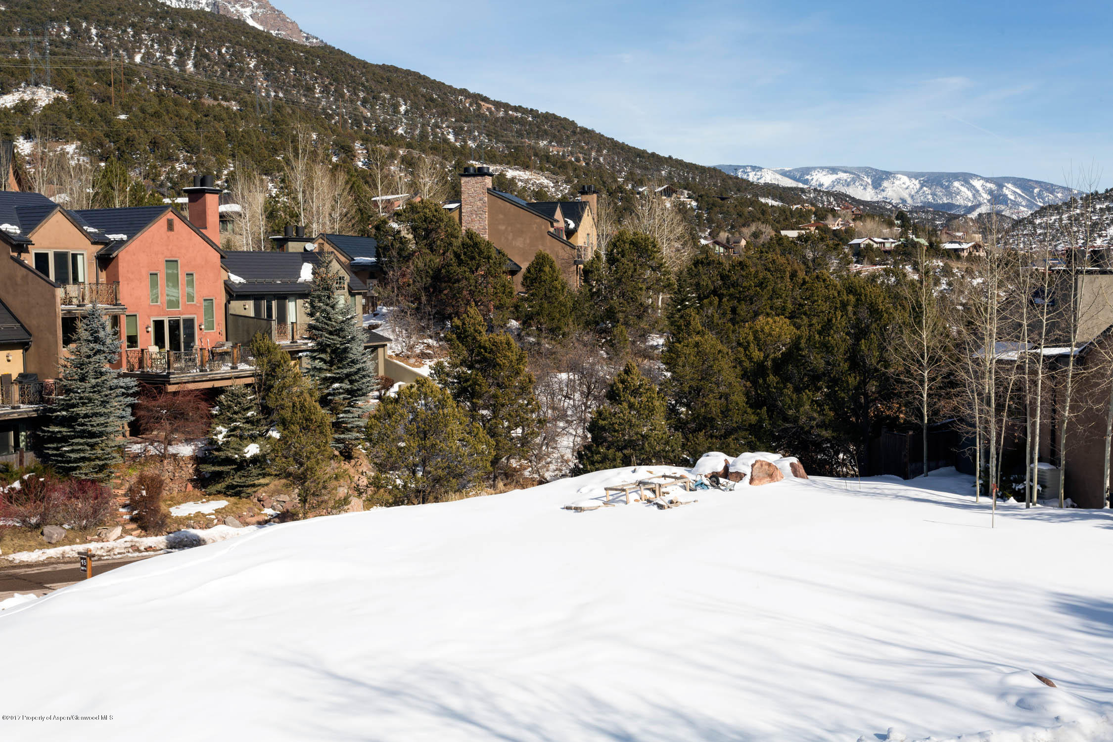 a view of a snow covered with snow