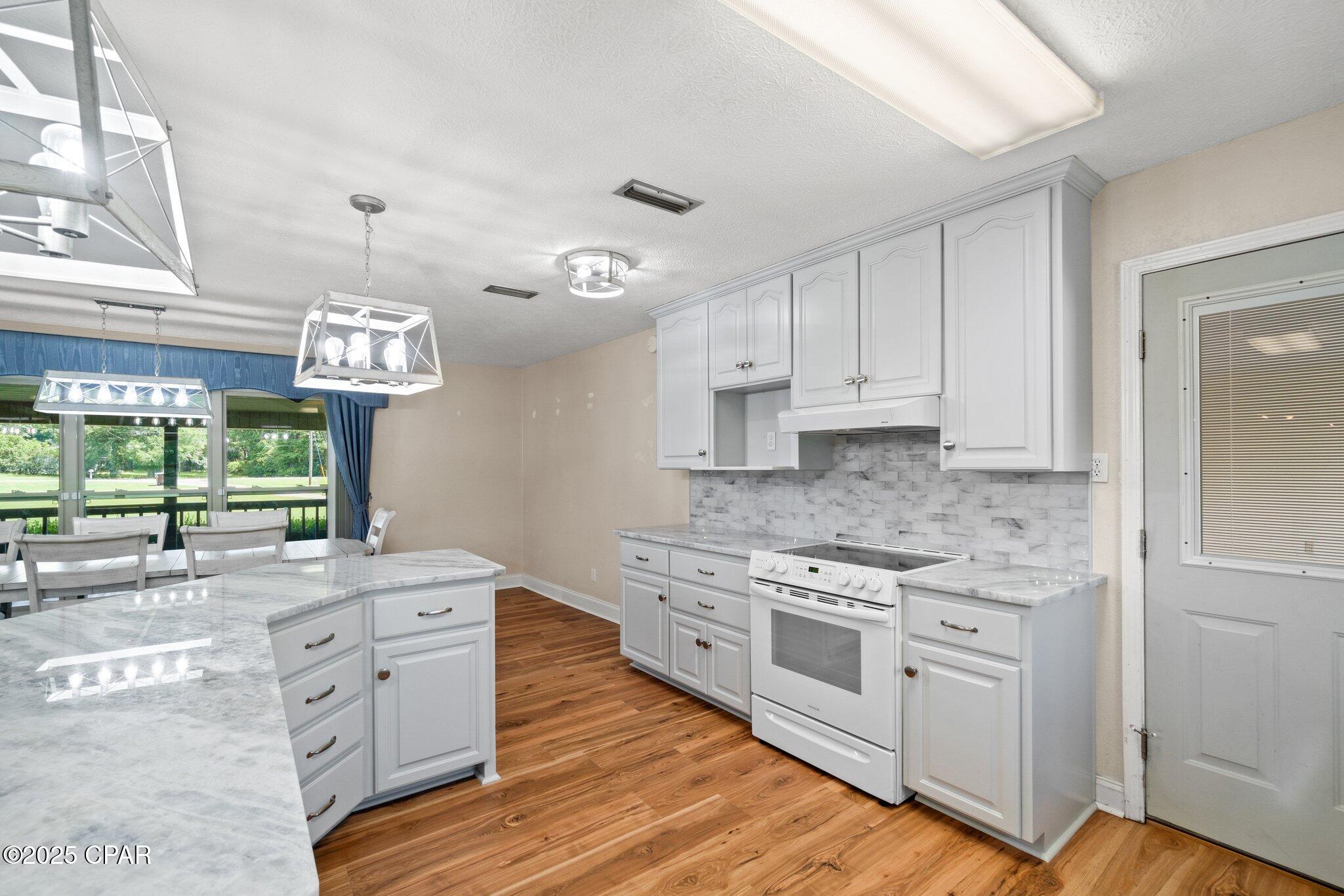 963 Everett Road Graceville, FL 32440 - Photo 17 of 36