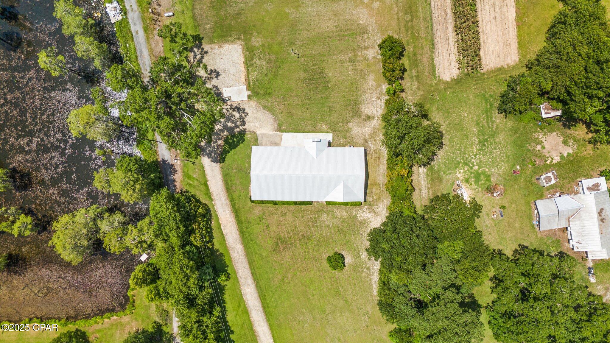 963 Everett Road Graceville, FL 32440 - Photo 3 of 36