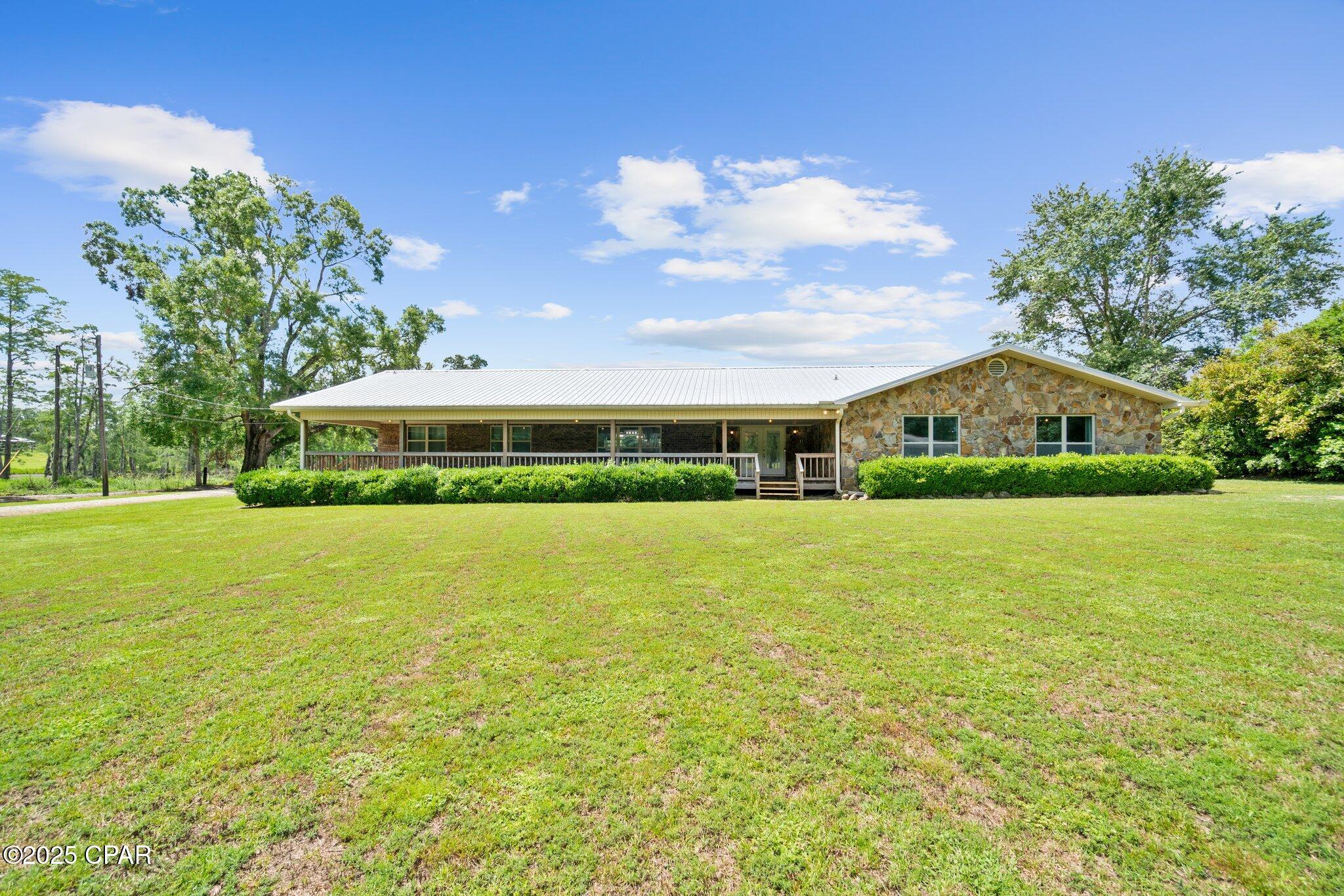 963 Everett Road Graceville, FL 32440 - Photo 6 of 36