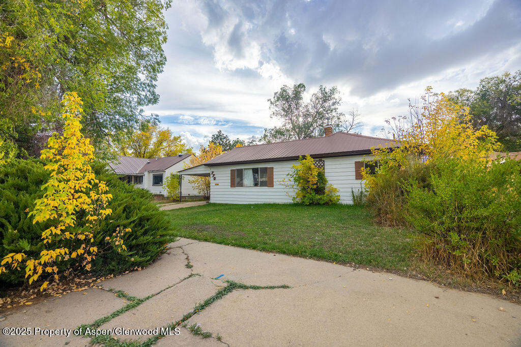 770 School Street Craig, CO 81625 - Photo 2 of 26 770School-24