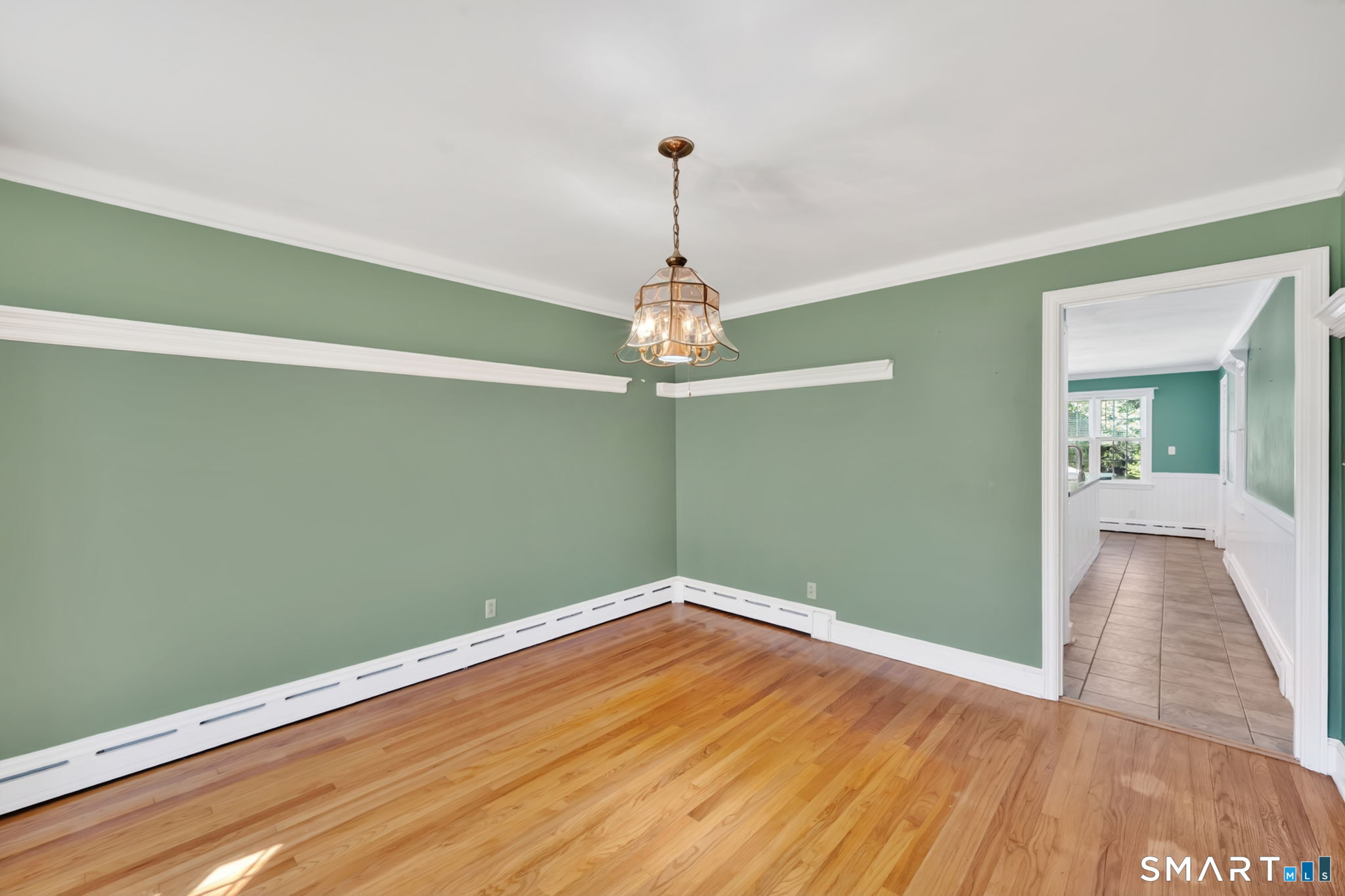 697 Woodtick Road Waterbury, CT 06705 - Photo 11 of 40