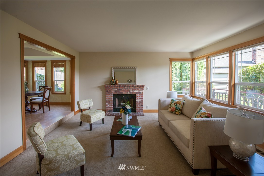 219 237th Place Southwest Bothell, WA 98021 - Photo 2 of 20