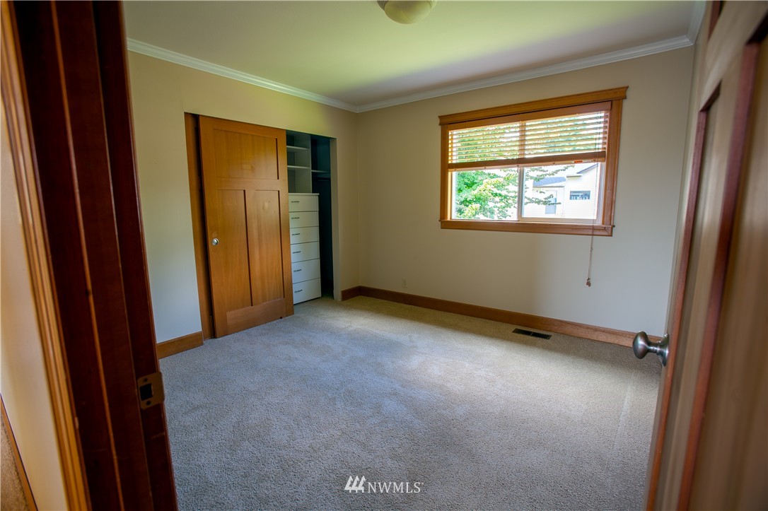219 237th Place Southwest Bothell, WA 98021 - Photo 13 of 20