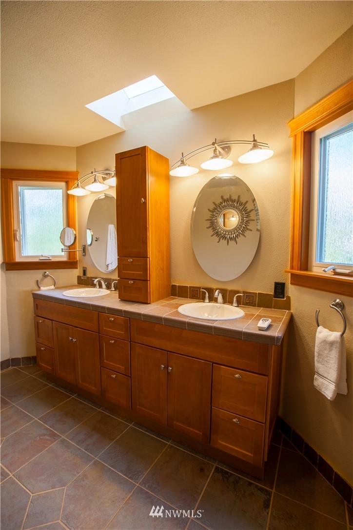 219 237th Place Southwest Bothell, WA 98021 - Photo 10 of 20