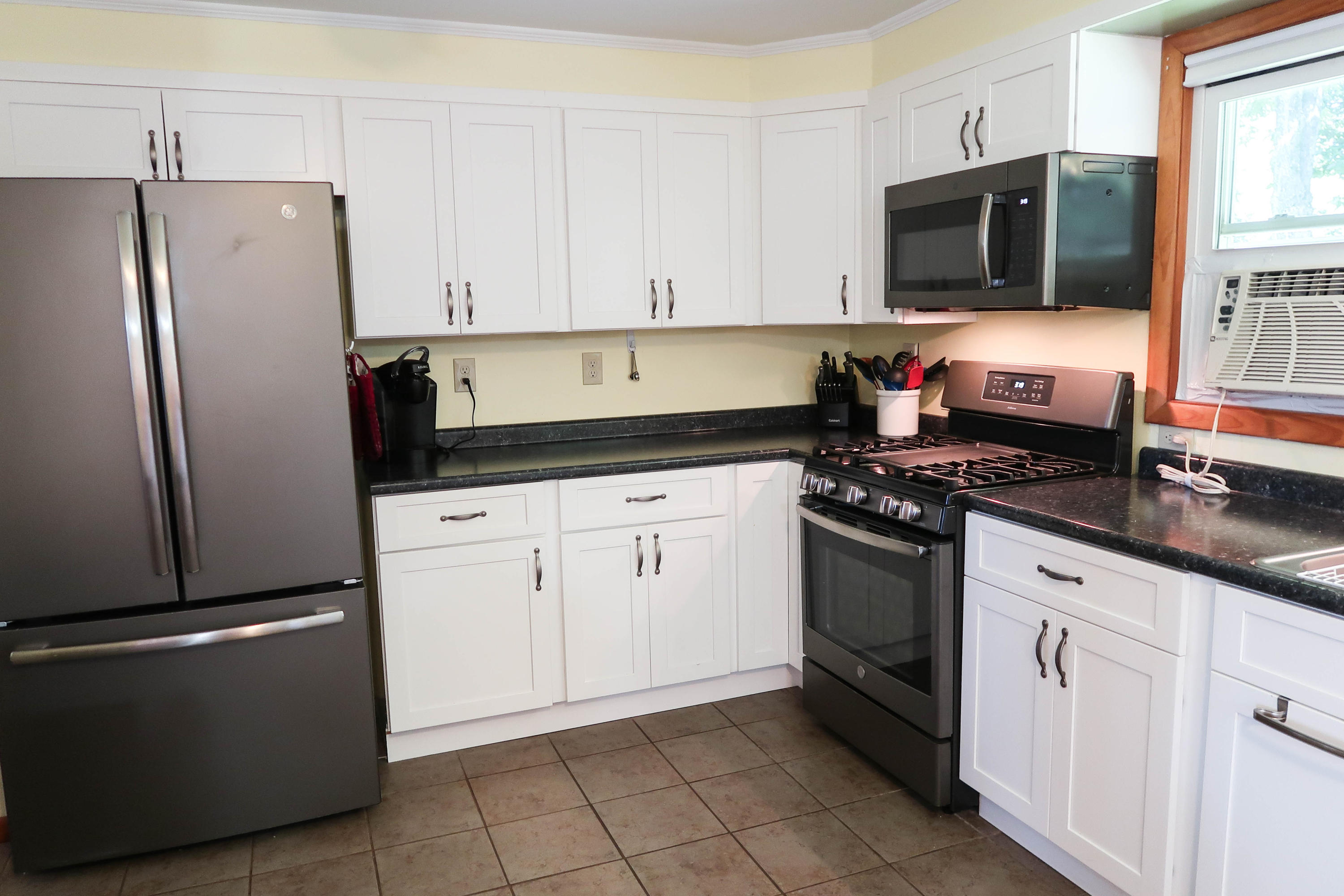 649 West River Road Augusta, ME 04330 - Photo 13 of 41 IMG_0448
