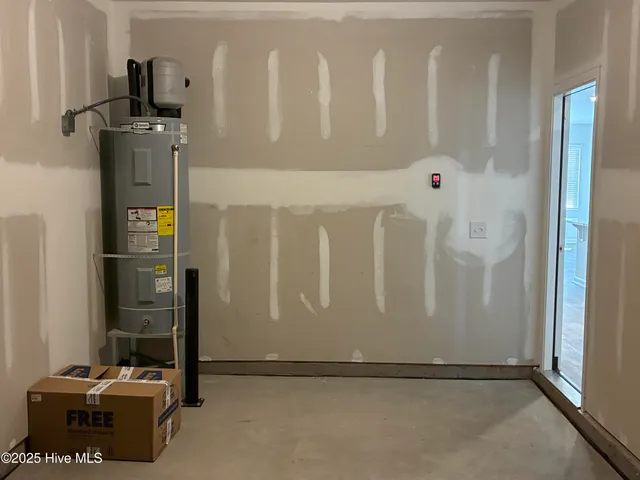 $1,800 | 2045 Wild Indigo Circle Northwest, Calabash, NC 28467